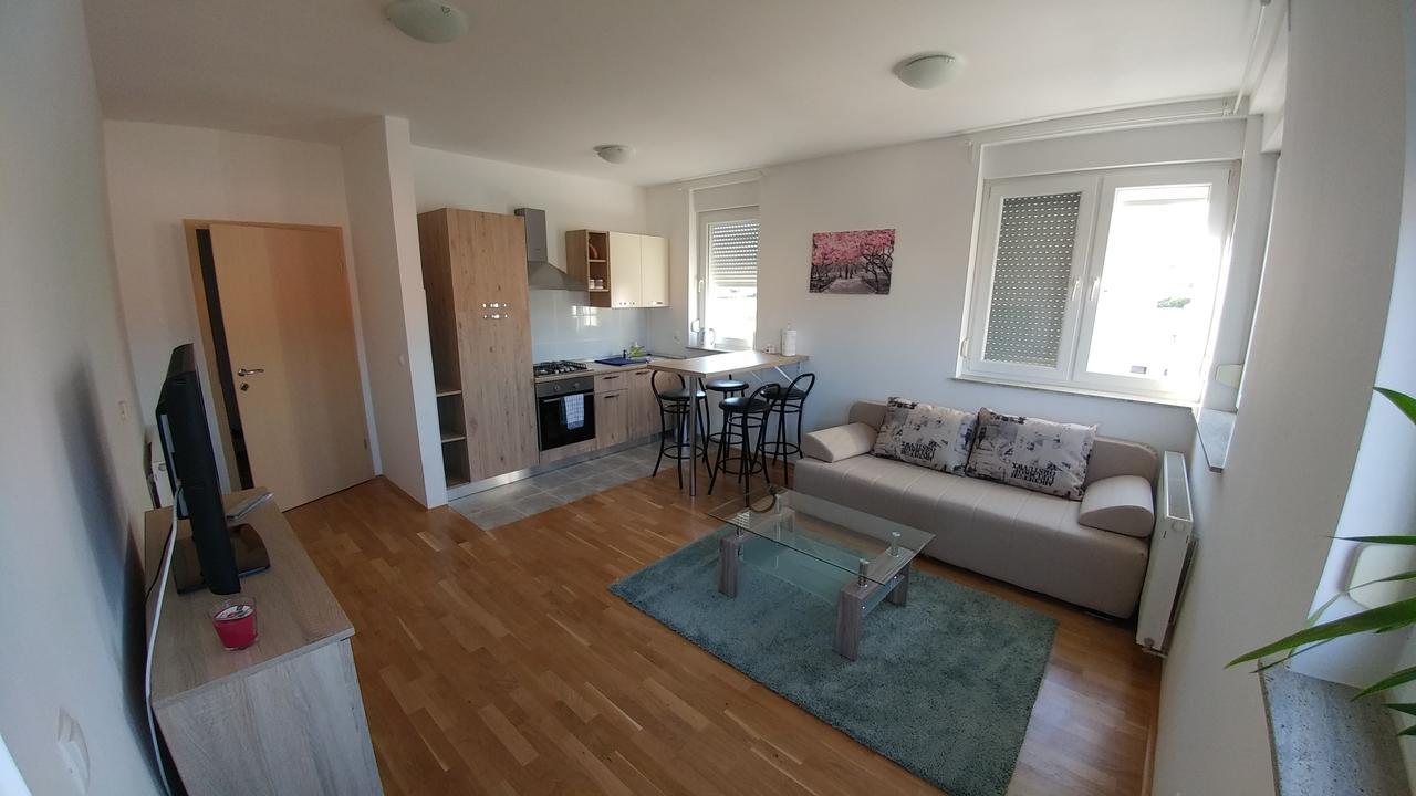 Apartment Daphnia Zagreb Buitenkant foto