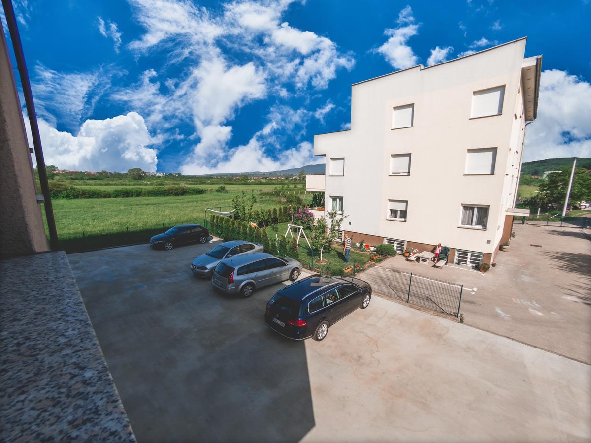 Apartment Daphnia Zagreb Buitenkant foto