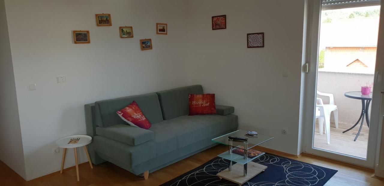 Apartment Daphnia Zagreb Buitenkant foto